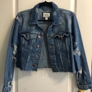 CROPPED DISTRESSED DENIM JACKET